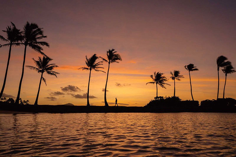 Sunset at the Kahala Hotel and Resort in Oahu