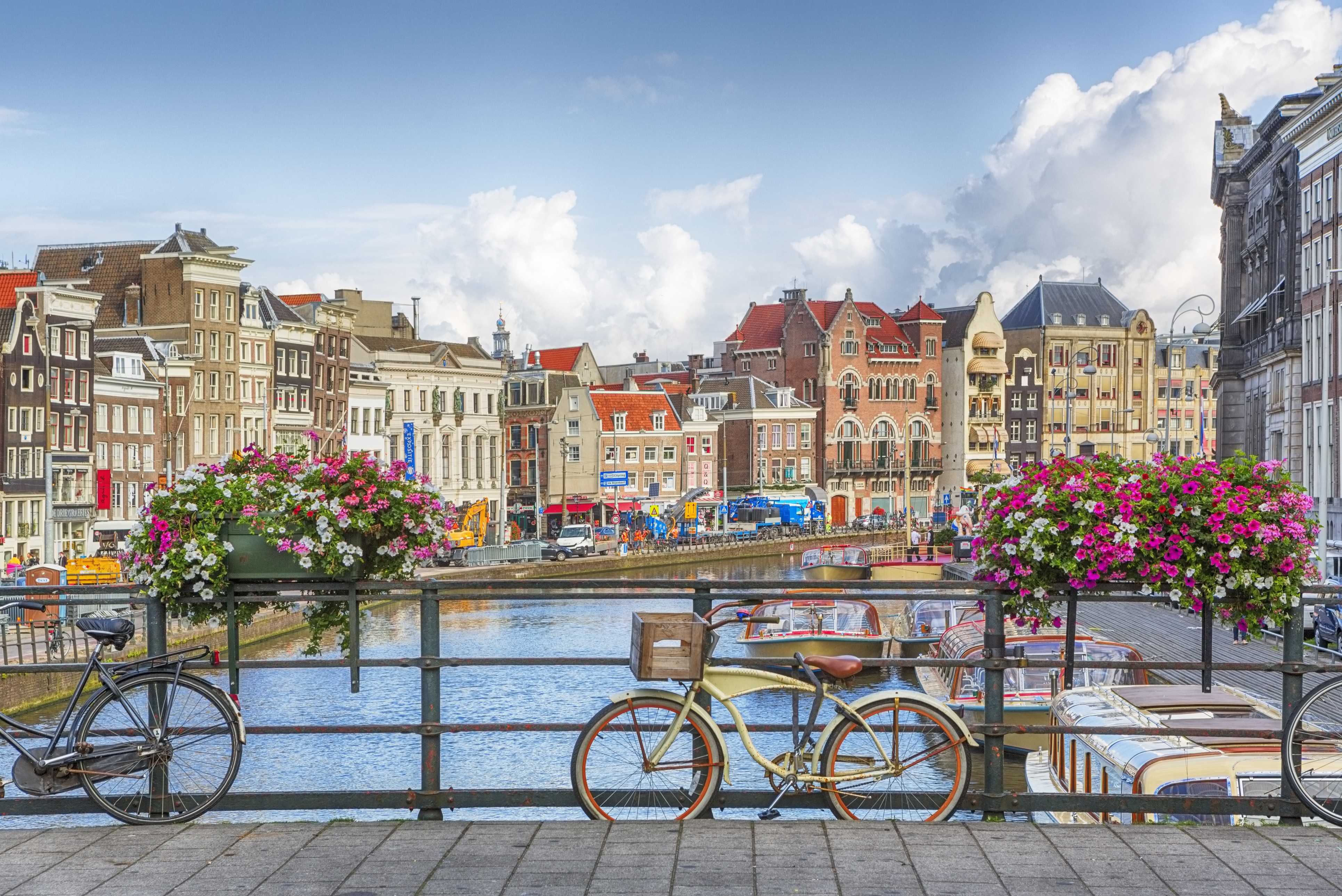 A look at the city of Amsterdam - Teeming River Cruises