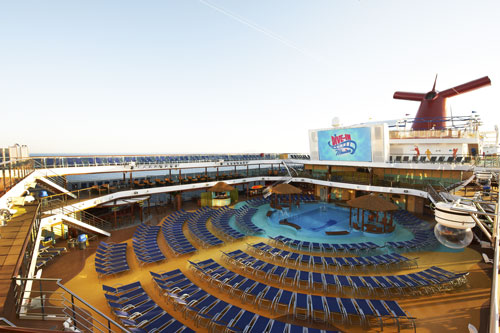 Carnival Breeze Pool