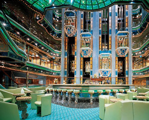 Carnival Victory Seven Seas Lounge