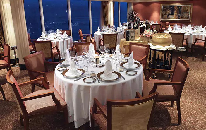 Dining options on the Oceania Nautica